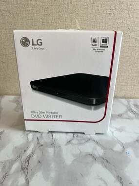 LG Ultra Slim Portable DVD Writer Model SP80NB80